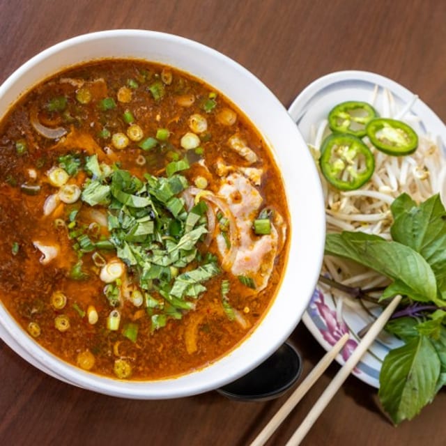 Spicy Lemongrass (Soup with Beef Broth).